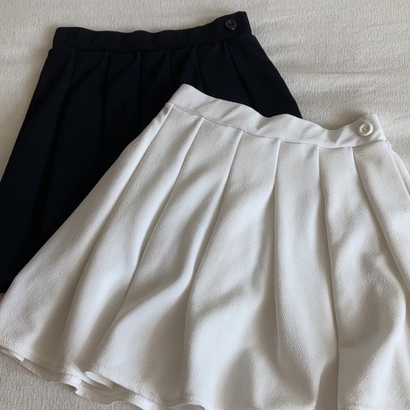 PRETTYLITTLETHING 2 skirt bundle size 6 - Picture 2 of 10